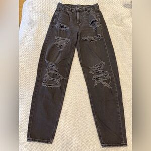American Eagle Outfitters Ripped Black Relaxed Mom Jeans Size 0 Long